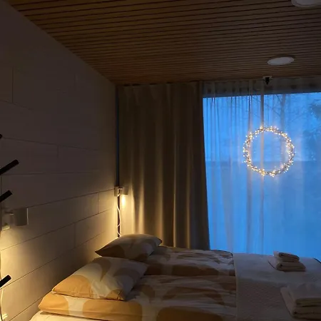 Halla-mökki Tornava